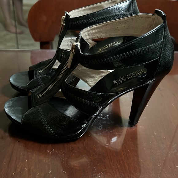 Michael Kros Heels with zipper 8.5 - Picture 2 of 5